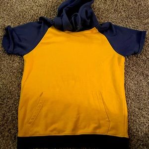Blue and Gold mens short sleeve hoodie sz. Medium